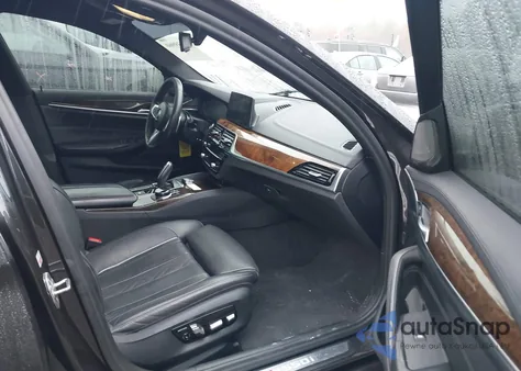 2020 BMW M550I xDrive z USA, uszkodzony, nr VIN WBAJS7C01LCD16206